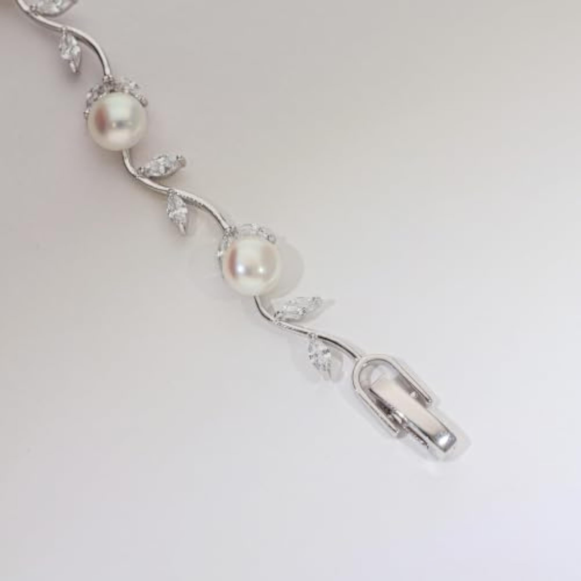 Women's 925 Sterling Silver Pearl & Crystal Leaf Vine Bracelet